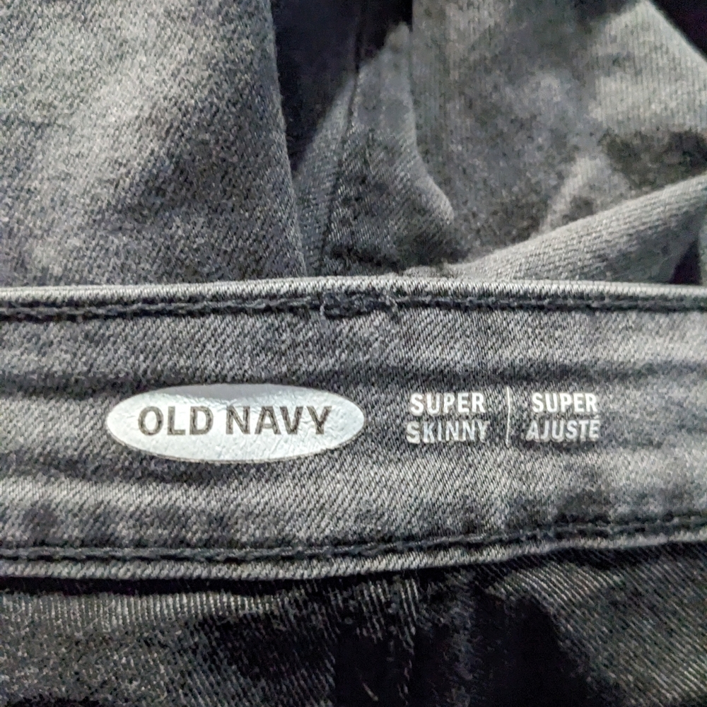 Old Navy jeans - Picture 3 of 4